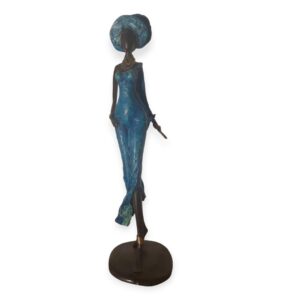 Femme à foulard robe bleu en bronze massif